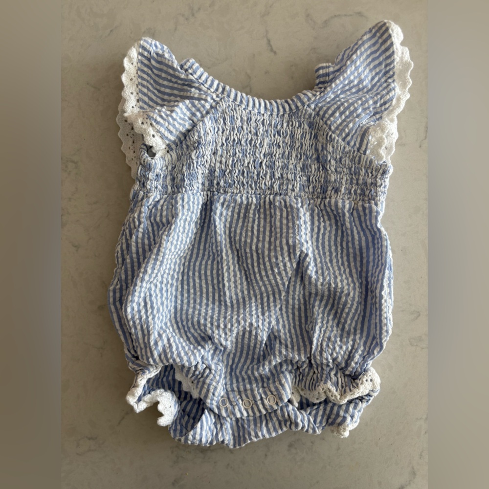 Monica + Andy Seersucker Bubble Romper 0-3 NWOT